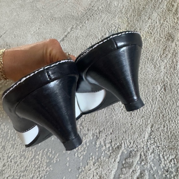 Tod’s kitten heal mules black white slide on leather slip on classic 9.5 - Picture 9 of 12